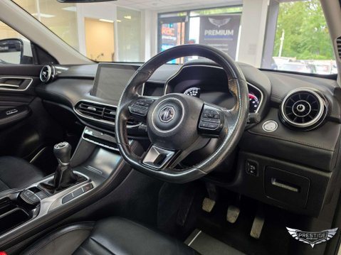 MG HS 1.5 T-GDI Exclusive Euro 6 (s/s) 5dr 76