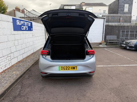 Volkswagen ID.3 Pro Performance 58kWh Family Auto 5dr 53