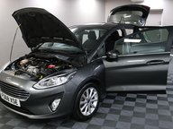 Ford Fiesta TITANIUM 16