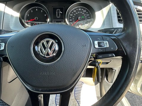 Volkswagen Golf 1.4 TSI BlueMotion Tech Match DSG Euro 6 (s/s) 5dr 32