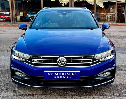 Volkswagen Passat 1.5 Passat R-Line TSi Evo 5dr 5