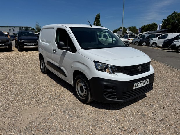 Peugeot Partner SWB L1H1 [SOLD KH] Low Roof Professional Premium+ Air Con Sensors EURO 6 4