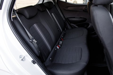 Hyundai i10 ADVANCE 33