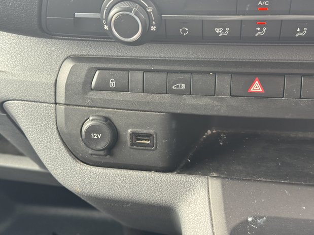 Citroen Dispatch MWB L2H1 [SOLD MM] Low Roof Enterprise 2700 Cruise Sensors EURO 6 23