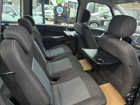 Ford Galaxy ZETEC TDCI 12