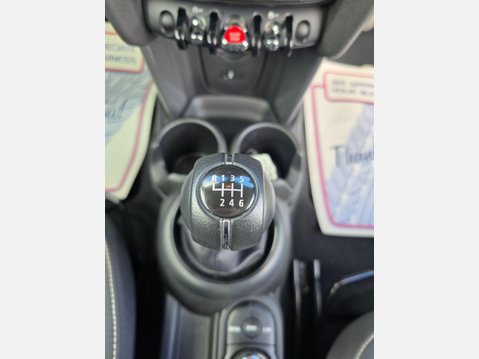 Mini Hatch 1.5 One Euro 6 (s/s) 3dr 15