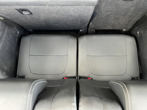 Mitsubishi Outlander 2.0 MIVEC Exceed SUV 5dr Petrol CVT 4WD Euro 6 (s/s) (150 ps) 15