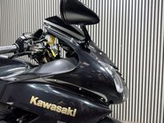 Kawasaki ZZR1400 2010 ONLY 30K STUNNING BIKE PANNIERS LONG MOT WARRANTY 1400CC 34