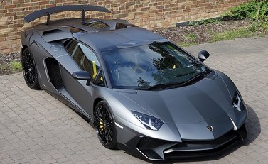 Lamborghini Aventador SV LP750-4 Roadster 19