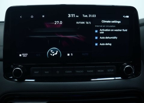 Hyundai KONA 1.6 h-GDi Ultimate SUV 5dr Petrol Hybrid DCT Euro 6 (s/s) (141 ps) 26