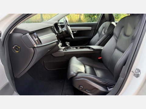 Volvo V90 2.0 V90 Momentum+ T4 Auto 5dr 12