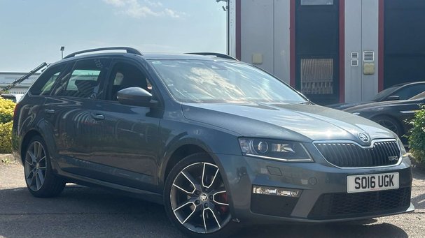 Skoda Octavia 2.0 TDI vRS Estate 5dr Diesel DSG Euro 6 (s/s) (SNav) (184 ps) Service History