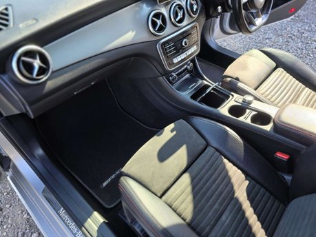 Mercedes-Benz CLA Class 2.1 CLA220d AMG Line Night Edition Coupe 4dr Diesel 7G-DCT Euro 6 (s/s) (17 17