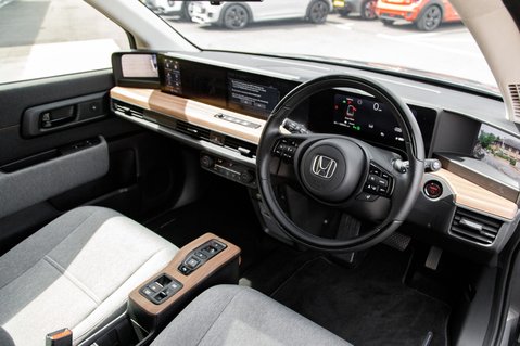 Honda Honda E ADVANCE 4