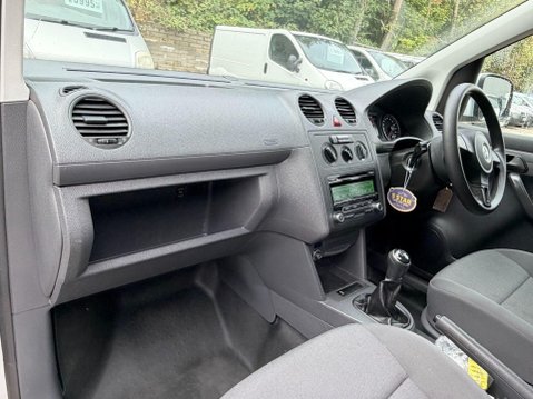 Volkswagen Caddy Maxi 1.6 TDi C20 Maxi Trendline Panel Van 5dr Diesel Manual FWD (152 g/km, 101 b 35