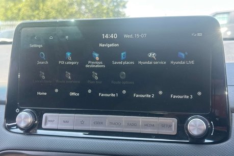 Hyundai KONA 39kWh Premium SUV 5dr Electric Auto (10.5kW Charger) (136 ps) 42