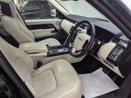 Land Rover Range Rover 4.4 Range Rover Autobiography SDV8 Auto 4WD 5dr 47