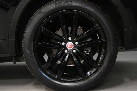 Jaguar E-Pace 2.0 E-Pace R-Dynamic S AWD Auto 4WD 5dr 51