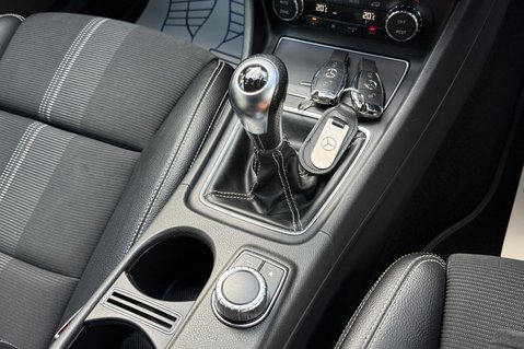 Mercedes-Benz A Class A 200 D SPORT EDITION PLUS - PANORAMIC SUNROOF - DAB DIGITAL RADIO 47