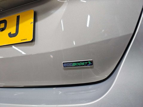 Ford Focus 1.0 Focus Zetec 5dr 85