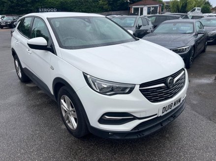 Vauxhall Grandland X 1.2 Turbo SE Euro 6 (s/s) 5dr