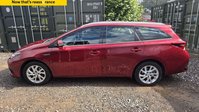 Toyota Auris 1.8 VVT-h Icon Tech Touring Sports 5dr Petrol Hybrid CVT Euro 6 (s/s) (136  3