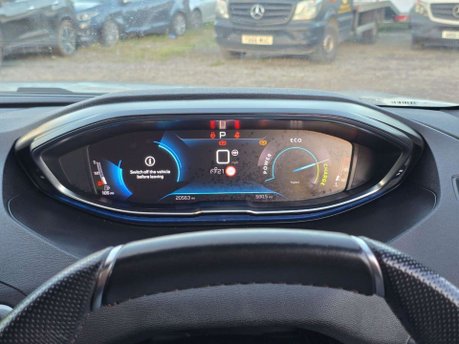 Peugeot 3008 1.2 HYBRID GT SUV 5dr Petrol Hybrid e-DSC6 Euro 6 (s/s) (136 ps) 38