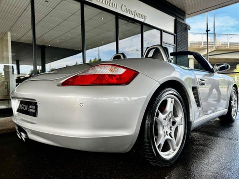 Porsche Boxster 3.2 987 S 2dr 42
