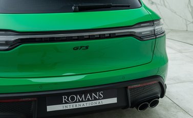 Porsche Macan GTS 35