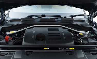 Land Rover Range Rover P400 HSE 26