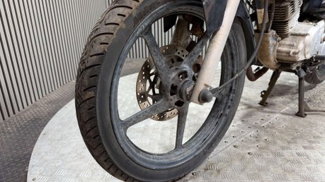 Yamaha YBR 125 2012 PROJECT LEARNER BIKE SPARES OR REPAIR 125CC 19
