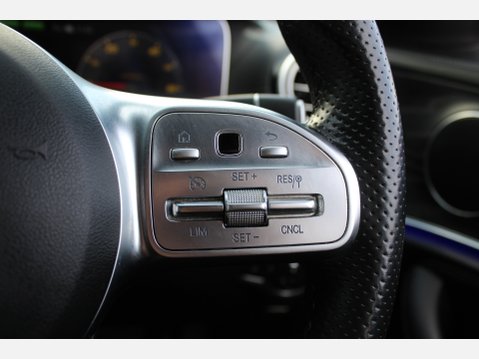 Mercedes-Benz E Class E 300 DE AMG LINE PREMIUM 17
