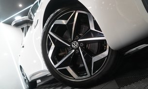 Volkswagen ID.3 FIRST EDITION FVWSH Adaptive Cruise 19" Alloys Rev Camera Keyless Entry 4