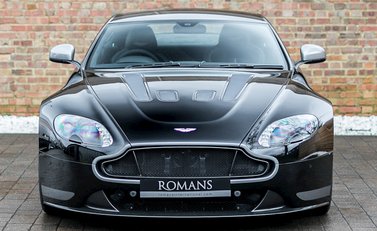 Aston Martin V12 Vantage S 4