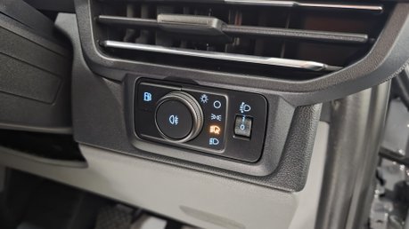 Ford Transit Custom 320L1 H1 PHEV LIMITED VAN ECOBLUE HYBRID 130PS 25