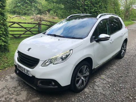 Peugeot 2008 E-HDI FELINE 1