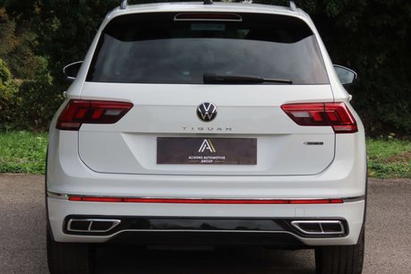 Volkswagen Tiguan 2.0 TDI R-Line SUV 5dr Diesel DSG 4Motion Euro 6 (s/s) (150 ps) 5