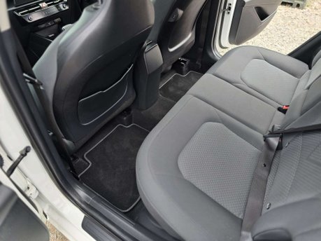 Kia Niro 1.6h GDi 2 SUV 5dr Petrol Hybrid DCT Euro 6 (s/s) (139 bhp) 24
