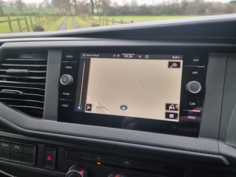 Volkswagen Transporter T28 TDI P/V HIGHLINE 46