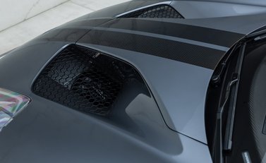 Ford GT Carbon Series 42