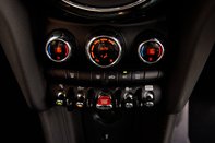 Mini Hatch COOPER 29