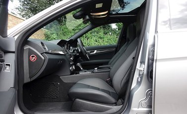 Mercedes-Benz C Class AMG 12