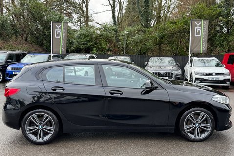BMW 1 Series 118I SPORT - 1 OWNER -REVERSE CAMERA - PARK ASSISTANT - COMFORT PACKAGE 6
