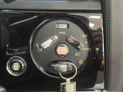 Rolls-Royce Phantom 6.7 V12 Saloon 4dr Petrol Auto Euro 5 (453 bhp) 36