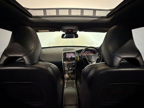 Volvo XC60 D4 R-DESIGN NAV AWD 11
