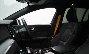 Volvo V60 RECHARGE T8 POLESTAR ENGINEERED AWD FSH Pano Sunroof Pilot Assist HUD +++ 17