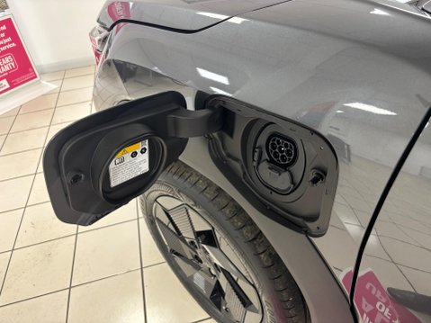 Suzuki e Vitara 61kWh Motion Auto 5dr 21