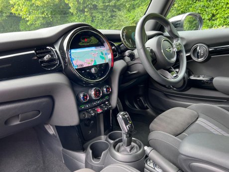 Mini Hatch 2.0 Cooper S Sport Steptronic Euro 6 (s/s) 3dr 29