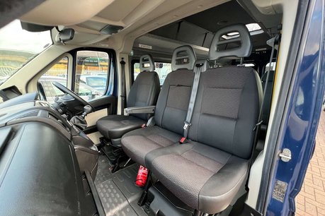 Peugeot Boxer 2.0 BlueHDi 440 Window Van 5dr Diesel Manual L4 H2 Euro 6 (130 ps) 29