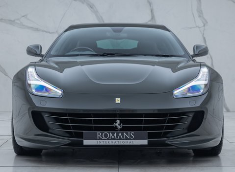 Ferrari GTC4 Lusso V12 TAILOR MADE 6